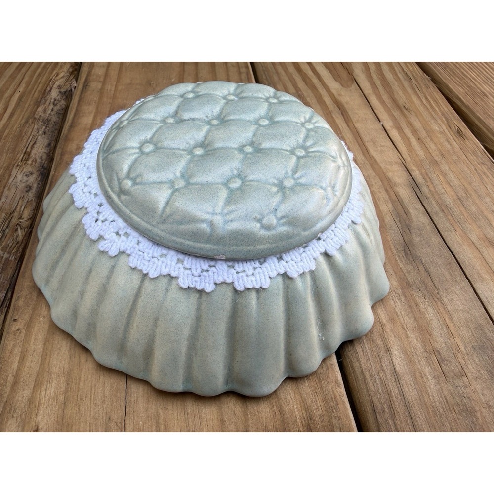 Vintage MCM 1959  M.E.R.  Ceramic Pin Cushion Trinket Dish Art Pottery Tufted